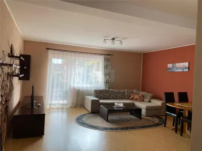 Apartament 2 camere si balcon zona Strand - foto 1