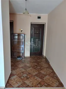Apartament 2 camere si balcon zona Strand - foto 19