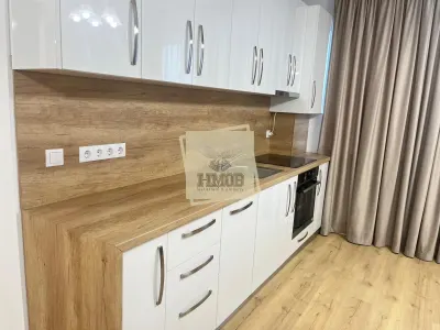 Apartament modern cu 3 camere si 2 bai in zona Centrala - foto 7