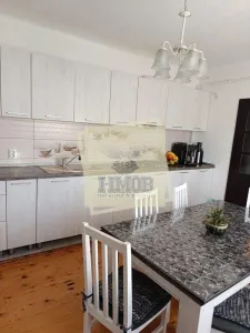 Apartament 3 camere in Cisnadie 100 mp utili si curte - Cisnadie