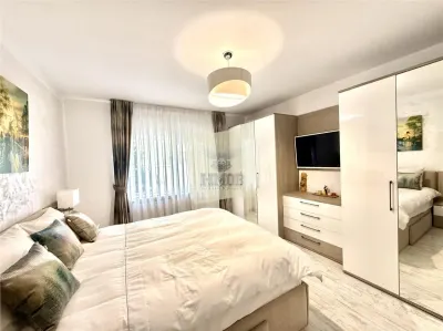 Apartament 105 mp construiti 2 camere garaj boxa camara Strand - foto 2