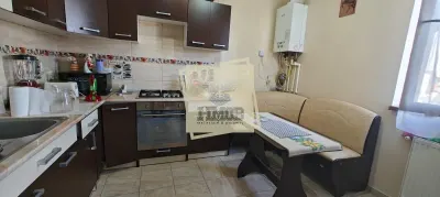 Apartament 3 camere terasa 80 mp si  curte 145 mp zona Calea Cisnadiei - foto 7