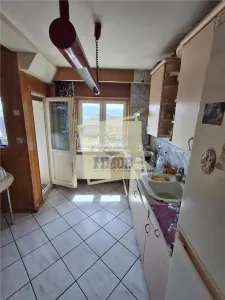 Apartament 3 camere 72 Mpu 2 Bai | Pivnita | Balcon Turnisor - foto 7