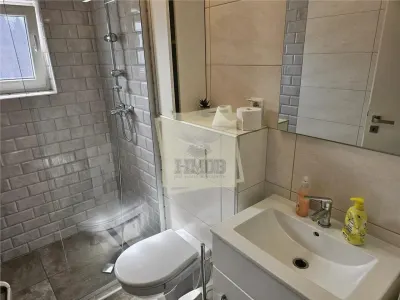 Penthouse cu 4 camere 2 bai si terasa in Cartier Kogalniceanu - foto 8