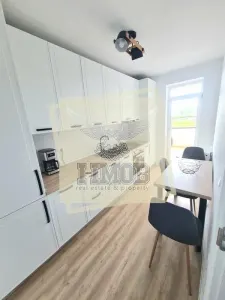 Apartament 2 camere cu balcon si parcare zona  Henri Coanda - foto 5