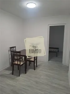 Apartament 2 camere 55 mpu si Balcon zona Vasile Aaron - foto 3