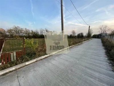 Teren intravilan cu utilitati 2500 mp in Rm Valcea zona Govora Gara - foto 2