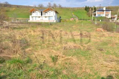 Vanzare Teren Intravilan 800mp, CC, Aleea Manastirii - Targoviste exterior. - foto 3