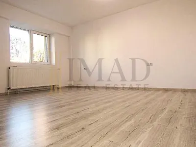 Vanzare apartament et 1, 4 cam 125 mp, complet renovat in Targoviste. - foto 4