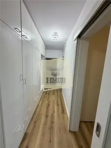Apartament  4 camere 2 bai si loc parcare zona Kogalniceanu - foto 22