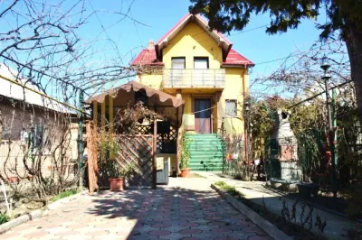 Casa spatioasa cu gradina si zona de relaxare, la doar 7 km de oras  - panouri fotovoltaice montate, incluse.! - Targoviste