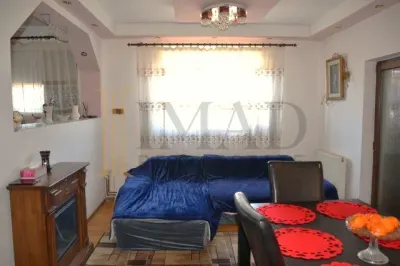 Casa spatioasa cu gradina si zona de relaxare, la doar 7 km de oras  - panouri fotovoltaice montate, incluse.! - foto 5
