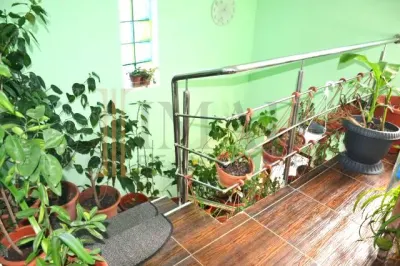 Casa spatioasa cu gradina si zona de relaxare, la doar 7 km de oras  - panouri fotovoltaice montate, incluse.! - foto 6