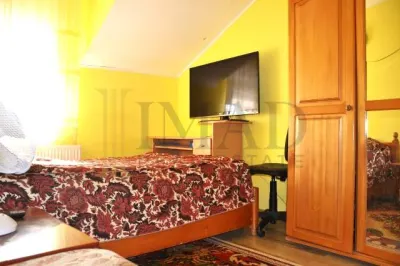 Casa spatioasa cu gradina si zona de relaxare, la doar 7 km de oras  - panouri fotovoltaice montate, incluse.! - foto 8