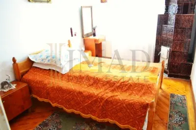 Casa 7 camere + 1000 mp  teren, ideala pensiune - Runcu zona Leaota. - foto 10