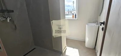 Penthouse cu 3 camere 3 bai si terasa 88 mp in zona Lazaret - foto 14