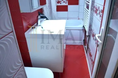 Inchiriere apartament 2 camere Micro 4 parter - zona foarte buna. - foto 10