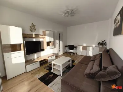 Apartament doua camere Alphaville - Intrare Racadau - Brasov