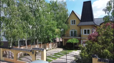 Cladire 9 camere! In oras Suceava! De vanzare! 0727817187 - foto 3