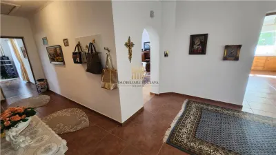 Casă de Vânzare în Poieni-Solca, Bucovina | Casă de Poveste | 3 Dormitoare | Șemineu | Sobă de Teracotă | Garaj | Teren 3.195 mp | Comision 0 - foto 11