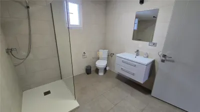 CASĂ DE VACANȚĂ ȘI PROPRIETATE TURISTICĂ ÎN DORNA ARINI  LÂNGĂ VATRA DORNEI COMISION 0 - foto 12
