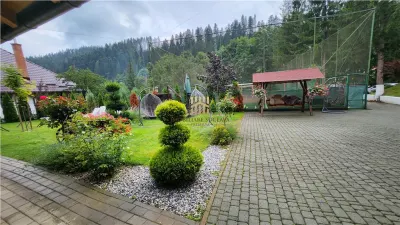 Pensiune Premium de Vânzare în Sucevița, Bucovina – Afacere Turistică în Funcțiune | 15 Camere | Restaurant 100 Locuri | Piscină | Teren de Tenis | 10 - foto 9