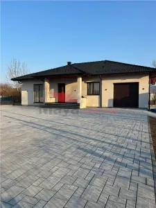 Casa pe un nivel, Unirea - foto 2