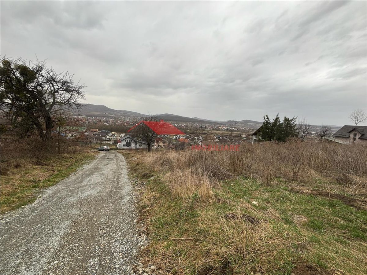 Teren 9 ari Valea Ghinzii - Bistrita