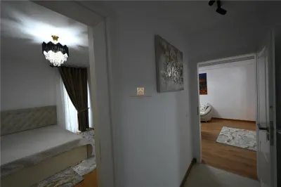Apartament 3 camere de închiriat în Suceava  Ultracentral | Bloc Nou | Parcare Subterană | Încălzire în Pardoseală | Aer Condiționat - foto 6