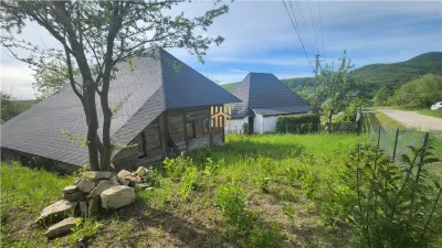 Casa Traditionala din lemn, in Bucovina! Zona Turistica - Cacica! - foto 11