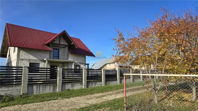 Casă Nouă de Vânzare în Mitocu Dragomirnei, Suceava | 6 Ari Teren | Pret 140500 euro | Comision 0 - foto 2
