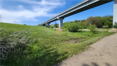 Teren Intravilan 4438 mp Intrare in Suceava! De Vanzare 0727817187 - foto 5