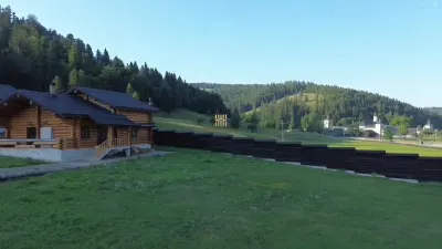 Cabană din Bușteni de Vânzare în Bucovina | Mălini | La Munte | 180 mp | Teren 1.200 mp | 4 Dormitoare cu Băi Proprii | Comision 0% - foto 4