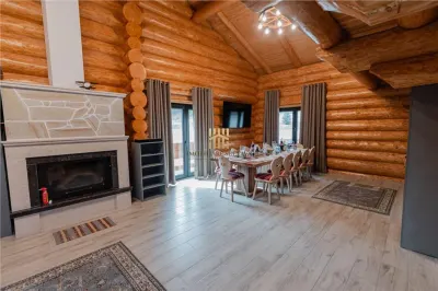 Cabană din Bușteni de Vânzare în Bucovina | Mălini | La Munte | 180 mp | Teren 1.200 mp | 4 Dormitoare cu Băi Proprii | Comision 0% - foto 10
