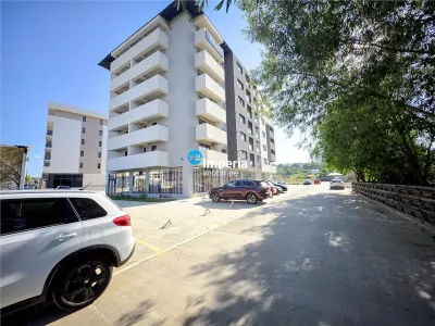 Apartament nou decomandat, 58MP Bucium - foto 1
