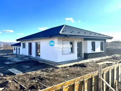 Casa Parter – 3 dormitoare, 2 bai, 92 mp utili – Zona Horpaz - foto 3