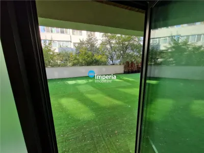 Spatiu pentru Birou, Ultracentral vis-a-vis de PALAS - foto 10