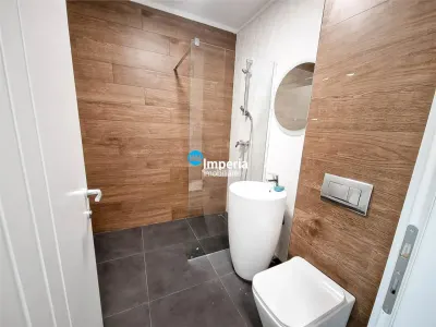 Investitie !Spatiu de Birou ultracentral vis-a-vis de PALAS, Bloc NOU - foto 8