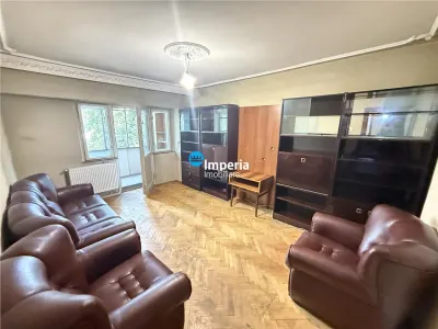 Apartament 3 camere Podul de Fier - foto 2