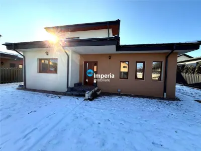 Vila moderna mobilata P+E 125 mp, 425 teren, CTP,  Centru Miroslava Iasi - Miroslava