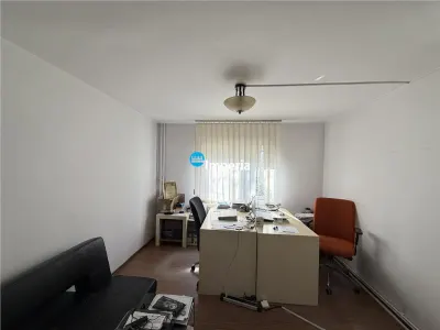 Parter Canta 3 camere – intrare separată din stradă – ideal firmă / cabinet - Iasi