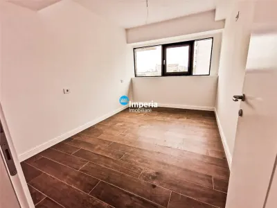 Investitie! Fara Comision! Ultracental - Palas, 2 camere - foto 3