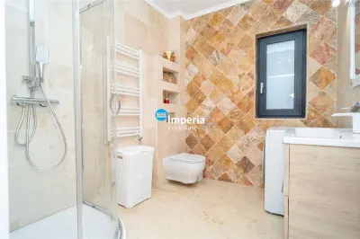 Casa exclusivista, Breazu, 244,4 mp, intabulata, predare imediata! - foto 8