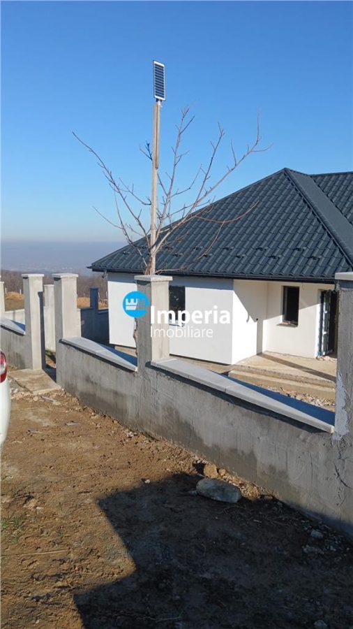 Casa parter 4 camere Bucium - Paun, panorama superba teren 500 mp - Iasi