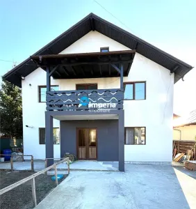 Casa 8 camere, 3 bai, canalizare, 300 teren Tineretului  Lunca Cetatuii - foto 15