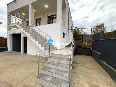 Casa 5 cam, teren 1050, garaj, crama, mobilata, Centru Ciurbesti - Ciurbesti