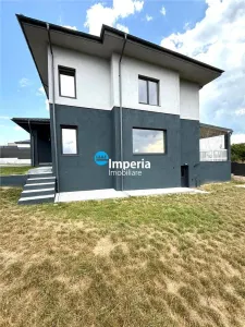 Vila D+ P+E,  5 cam,Garaj, 520 teren, Ezareni, Valea Adanca - Iasi