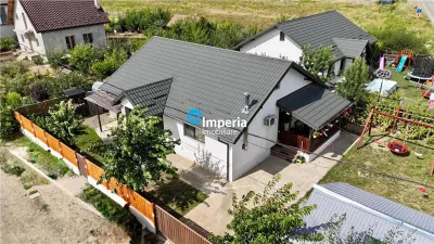 Casa P+M, 560 teren, 80 mp, Garaj 40 mp,  Vorovesti Miroslava - Vorovesti