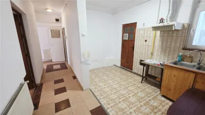 APARTAMENT 3 CAMERE 86 ZONA EMIL RACOVITA - foto 9