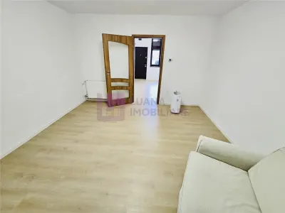 Spatiu de birouri de inchiriat | 65 mp | Lazaret | intrare din strada - foto 2